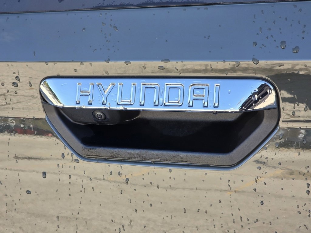 Used 2025 Hyundai Santa Cruz Limited image 13