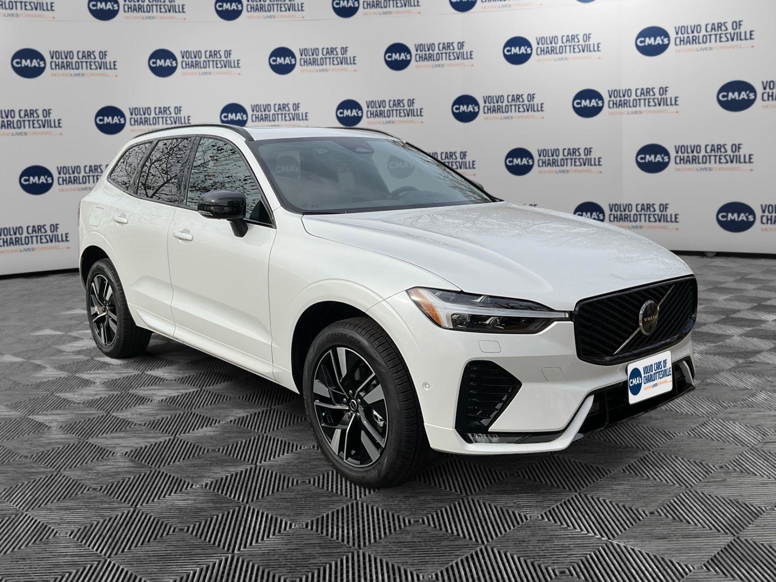 New 2026 Volvo XC60 B5 Plus w/ Protection Package Premier AWD/4WD image 7