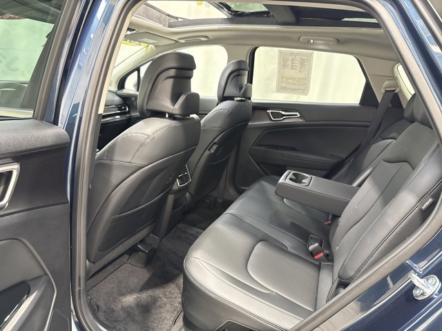 Certified 2024 Kia Sportage EX w/ EX Premium Package AWD/4WD image 14