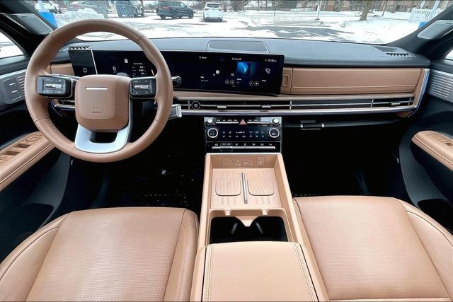 Used 2025 Hyundai Santa Fe Limited image 15
