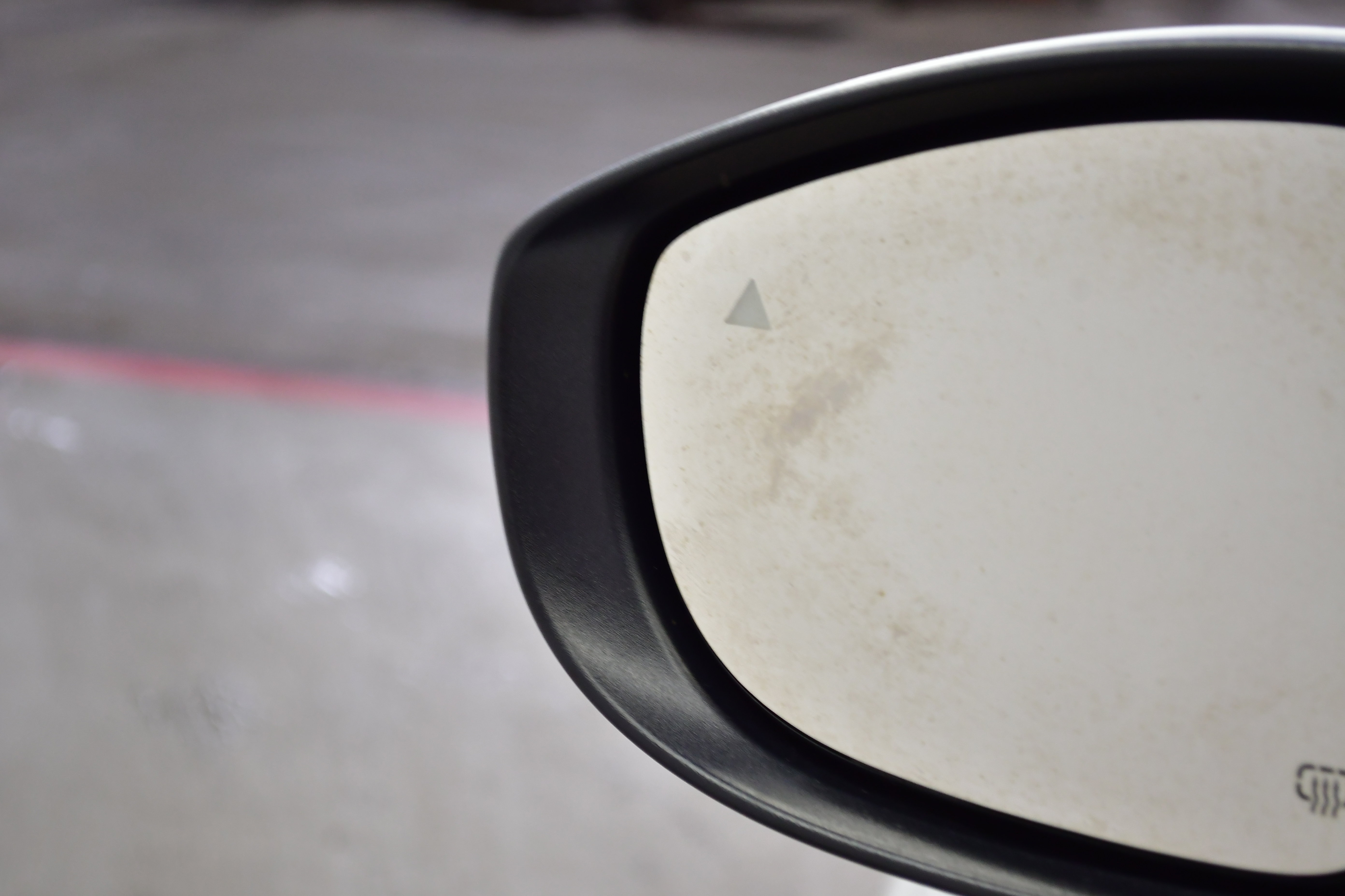 Used 2023 Chrysler Pacifica Touring-L FWD image 16