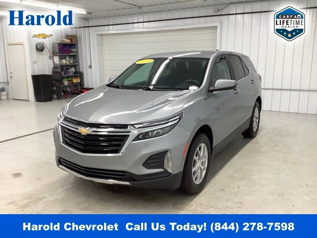Used 2023 Chevrolet Equinox LT w/ LPO, Floor Liner Package image 3