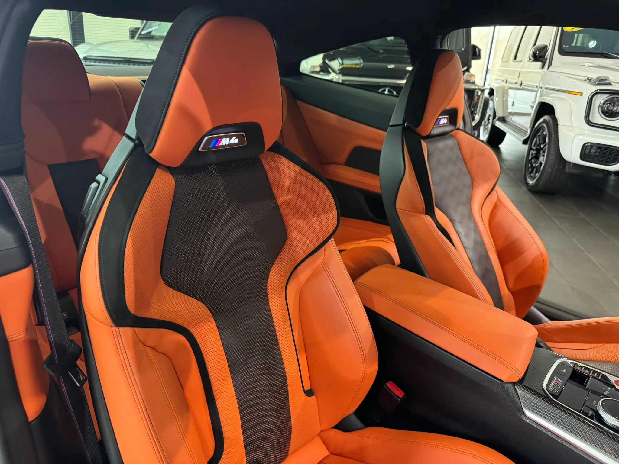 Used 2021 BMW M4 Competition w/ M Carbon Exterior Package RWD image 17