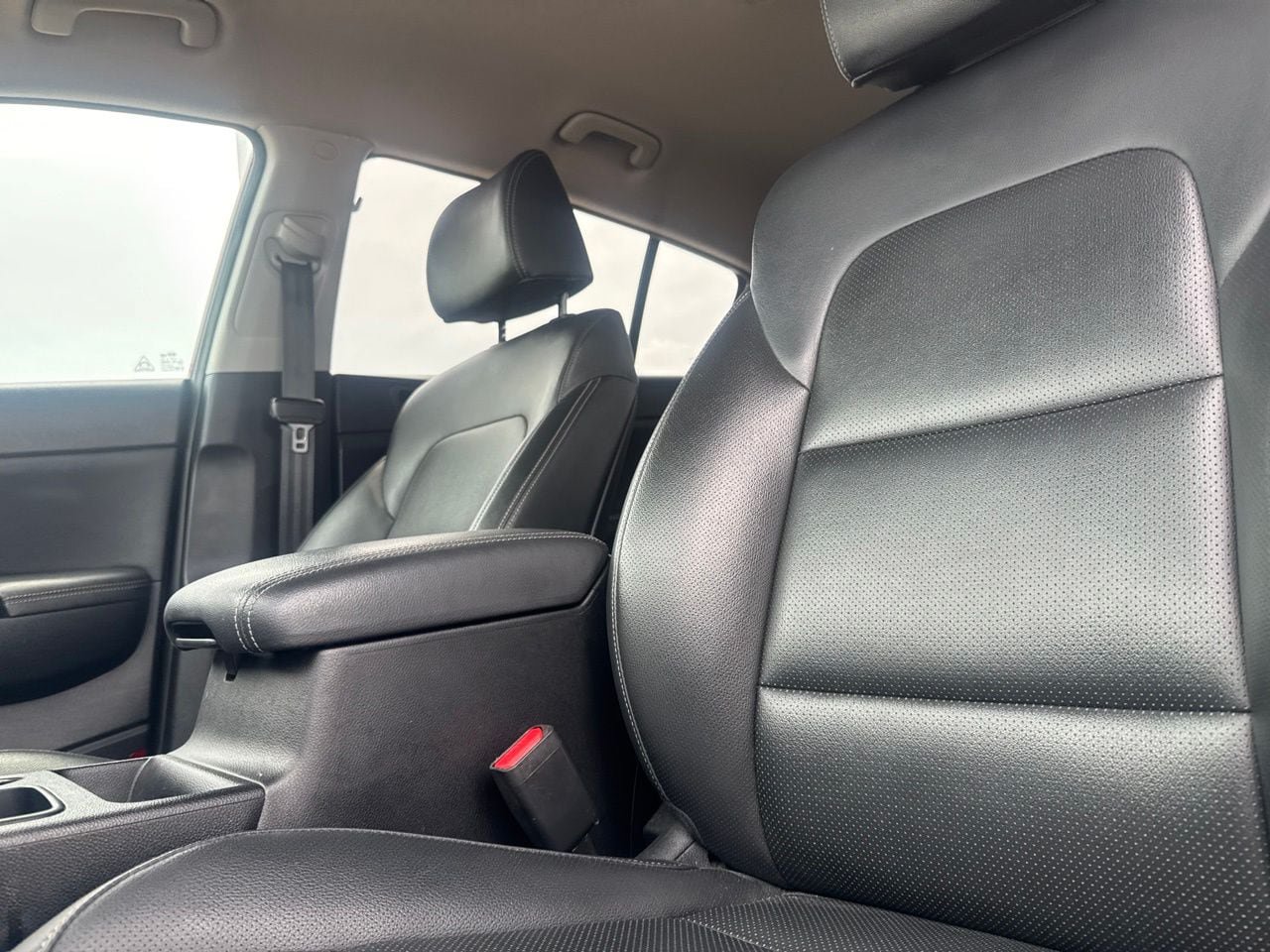 Used 2020 Kia Sportage EX FWD image 41