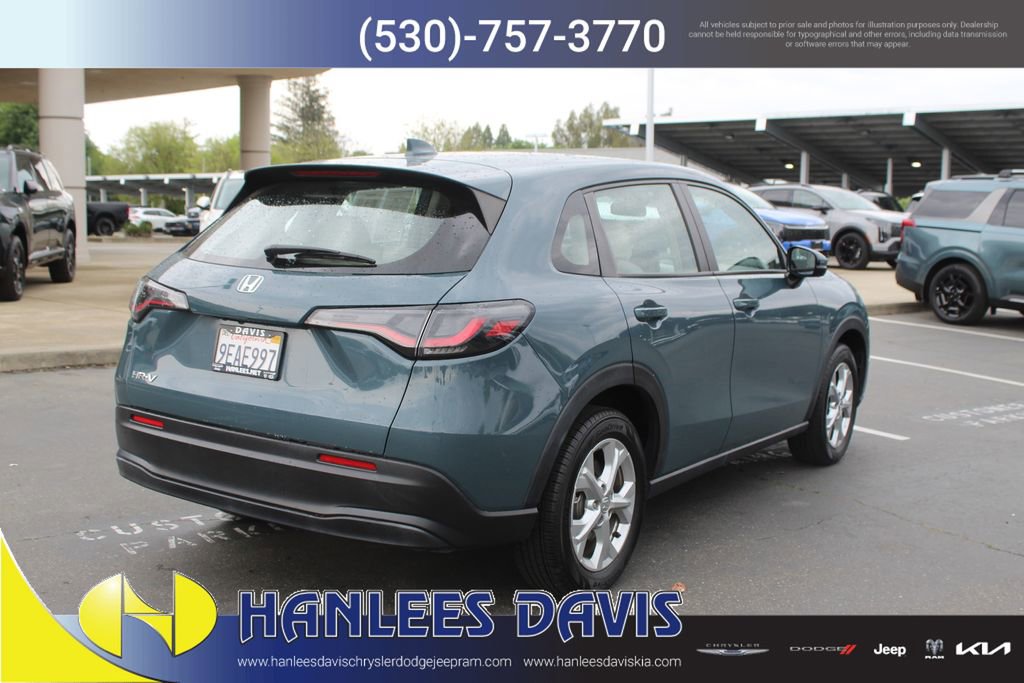 Used 2023 Honda HR-V LX image 7