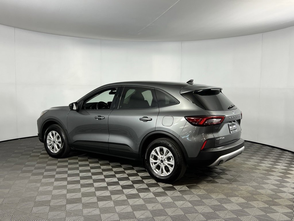 Used 2025 Ford Escape Active image 8