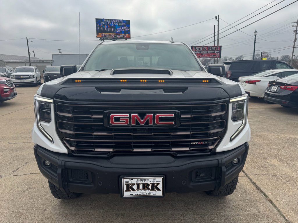 Used 2024 GMC Sierra 1500 AT4X image 8