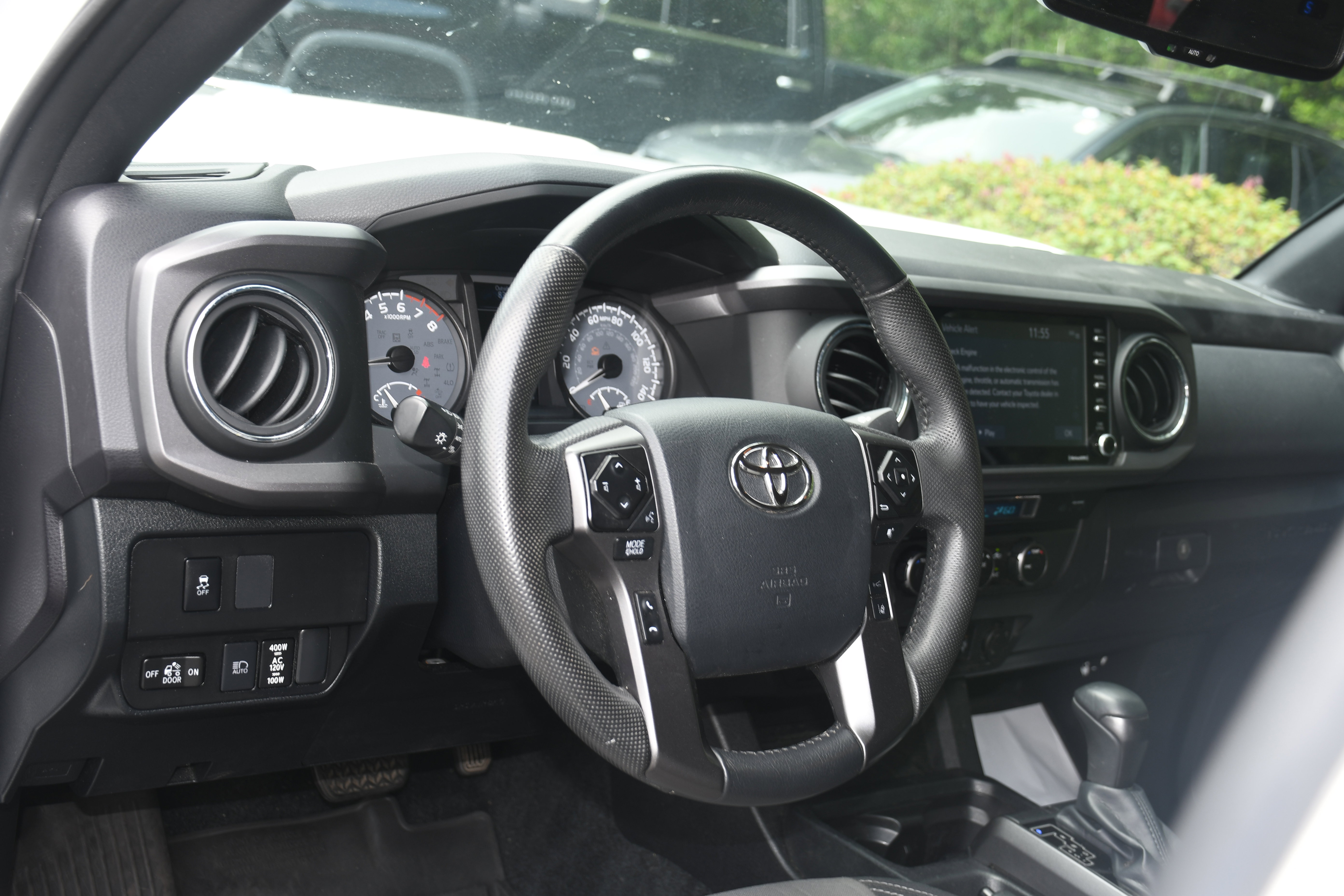 Certified 2023 Toyota Tacoma TRD Sport w/ Technology Package AWD/4WD image 8