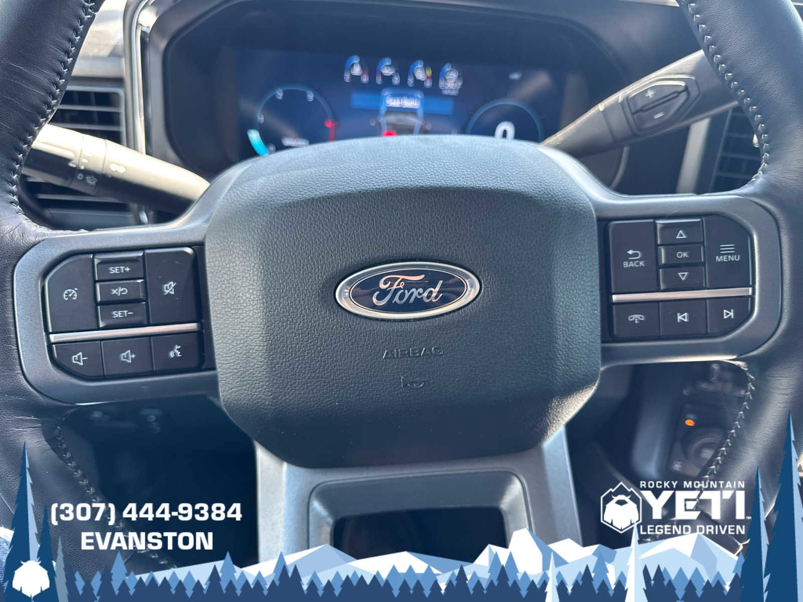 Used 2024 Ford F350 Lariat w/ Sport Appearance Package image 32