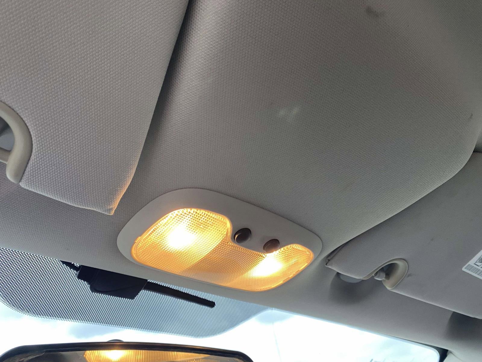 Used 2010 Dodge Caliber SXT image 23