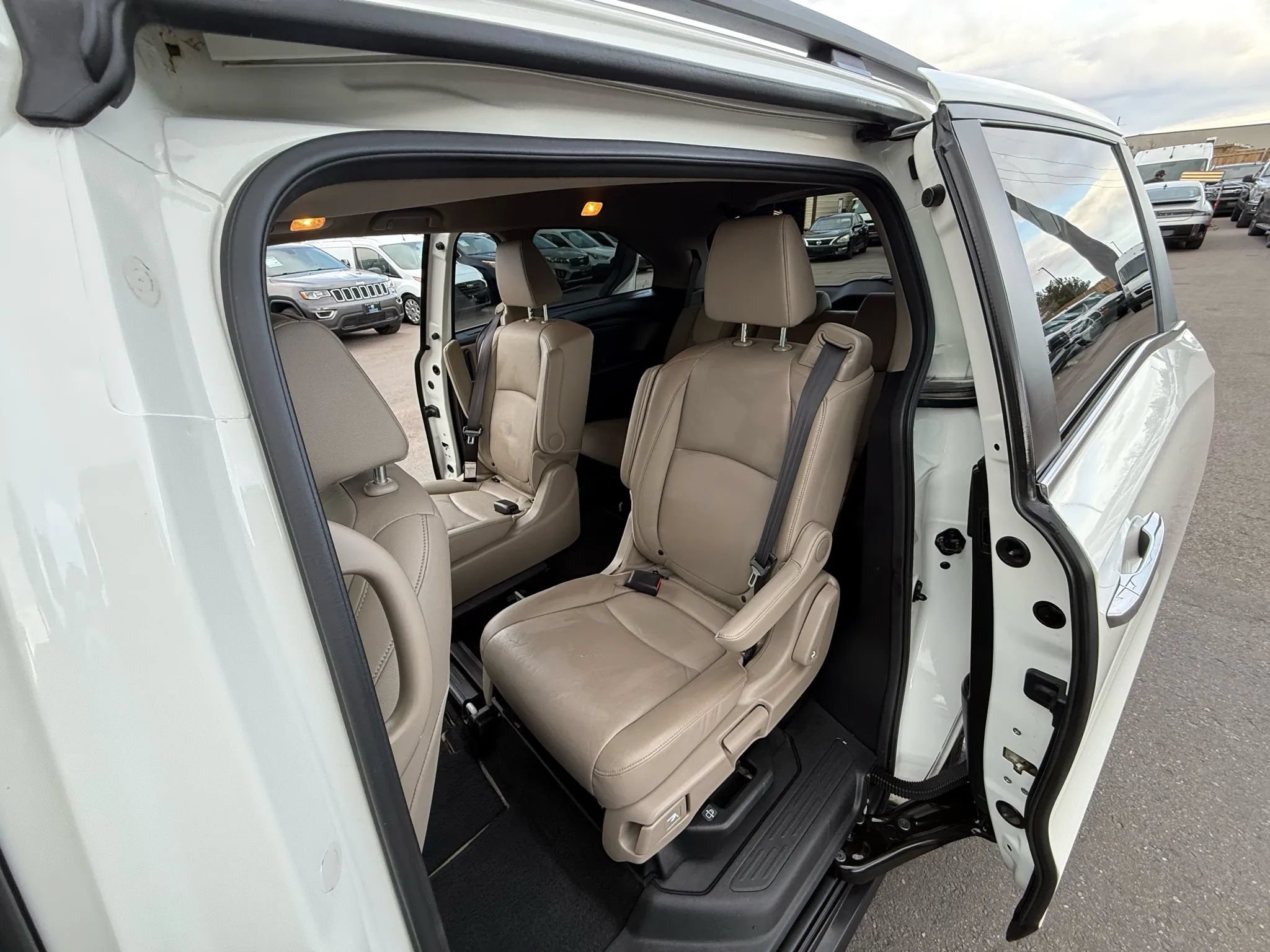 Used 2019 Honda Odyssey EX-L image 35