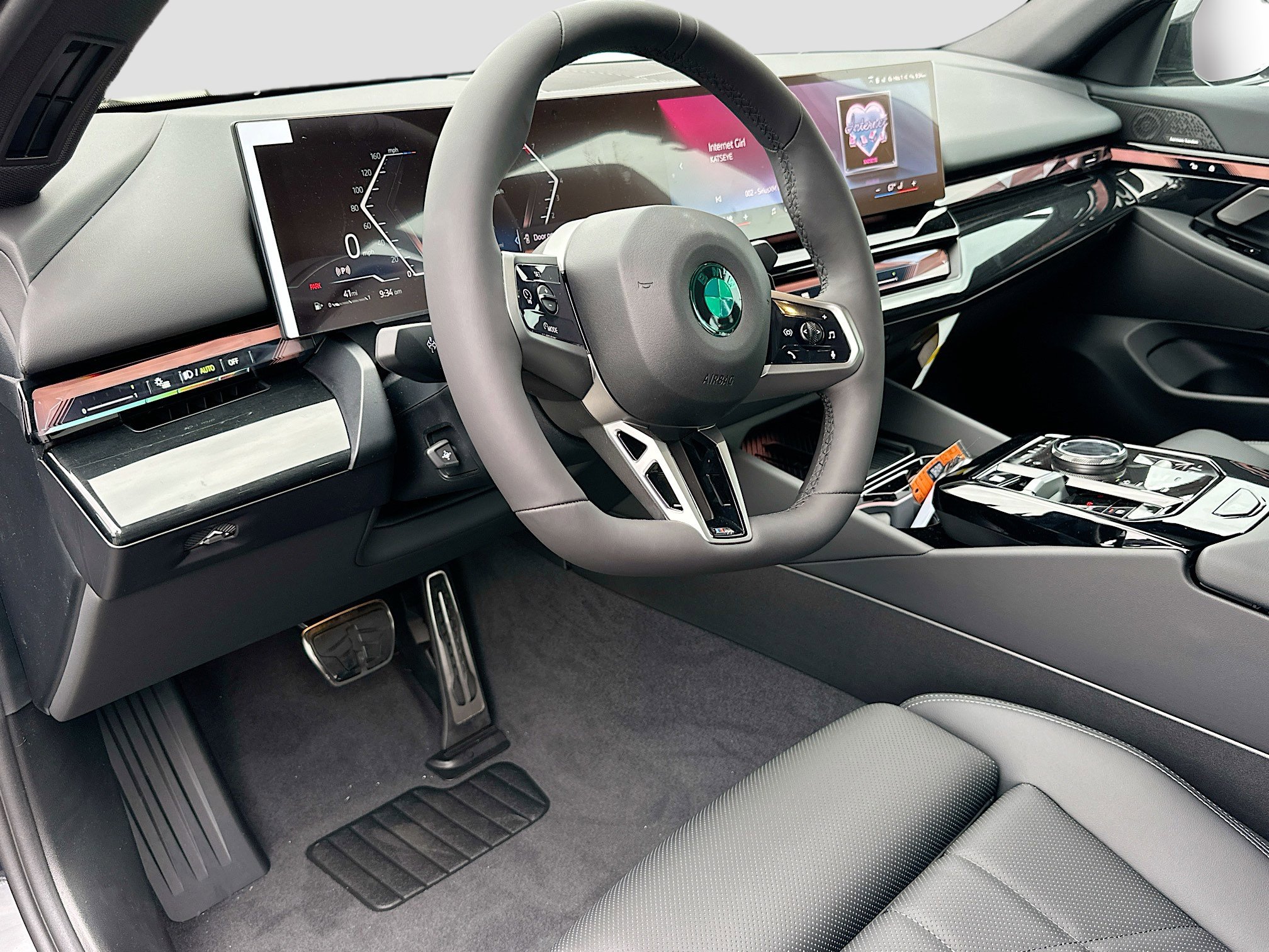 New 2026 BMW 530i w/ M Sport Package image 7