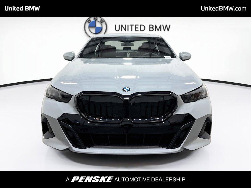 New 2027 BMW 530i w/ M Sport Package RWD image 2
