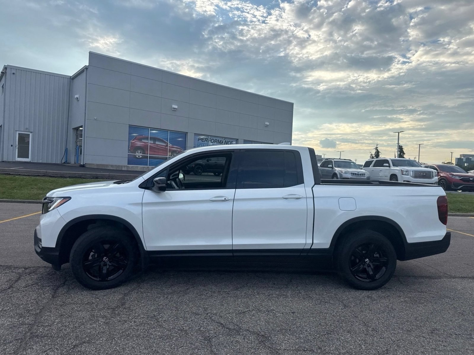 Used 2021 Honda Ridgeline Black Edition image 2