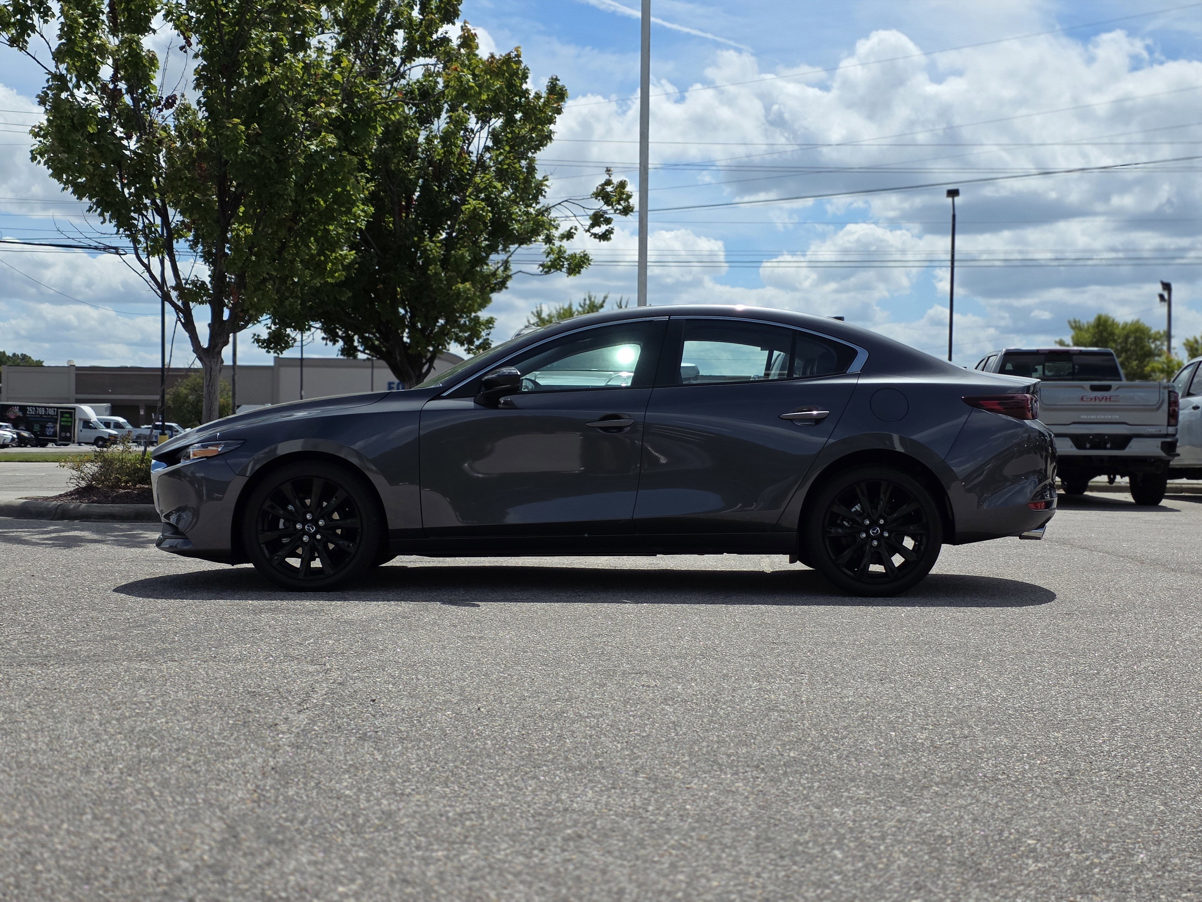 New 2025 MAZDA MAZDA3 s image 4