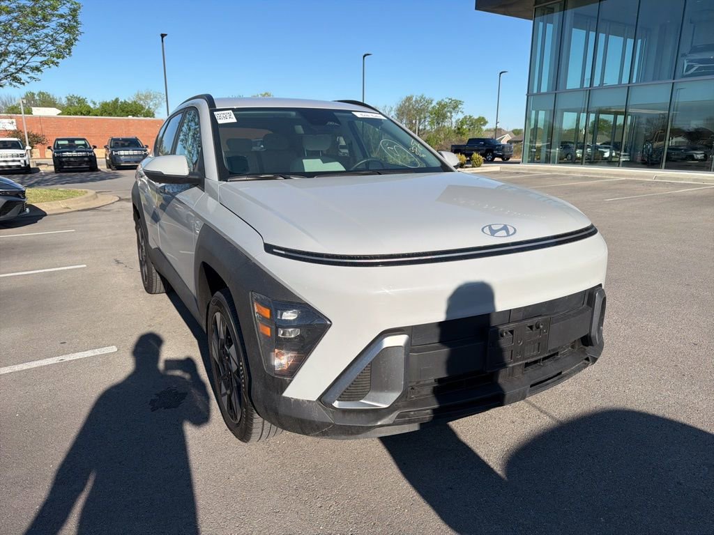 Certified 2025 Hyundai Kona SEL image 5
