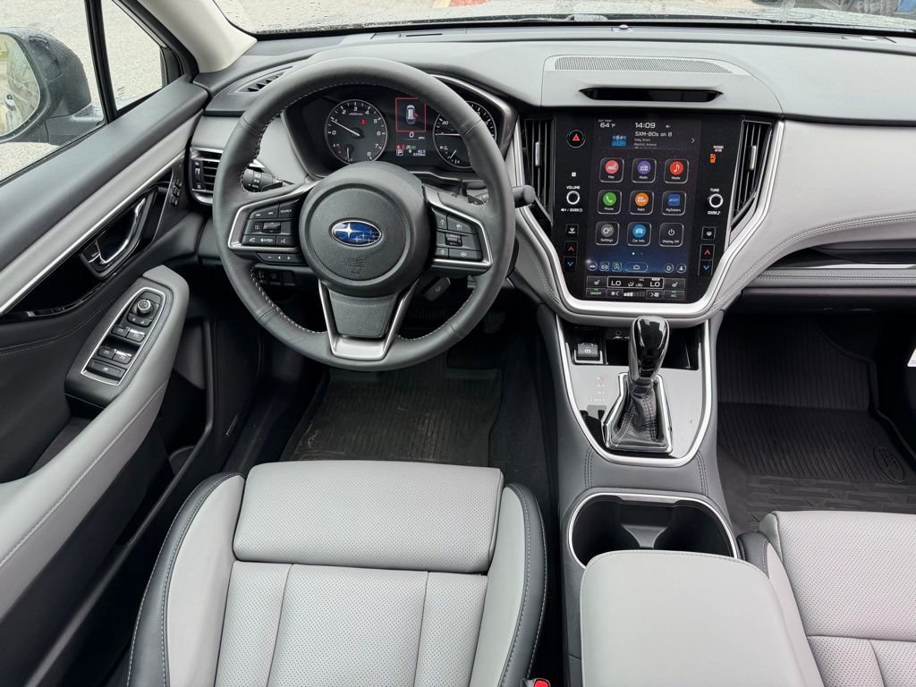 Used 2025 Subaru Outback Limited image 21