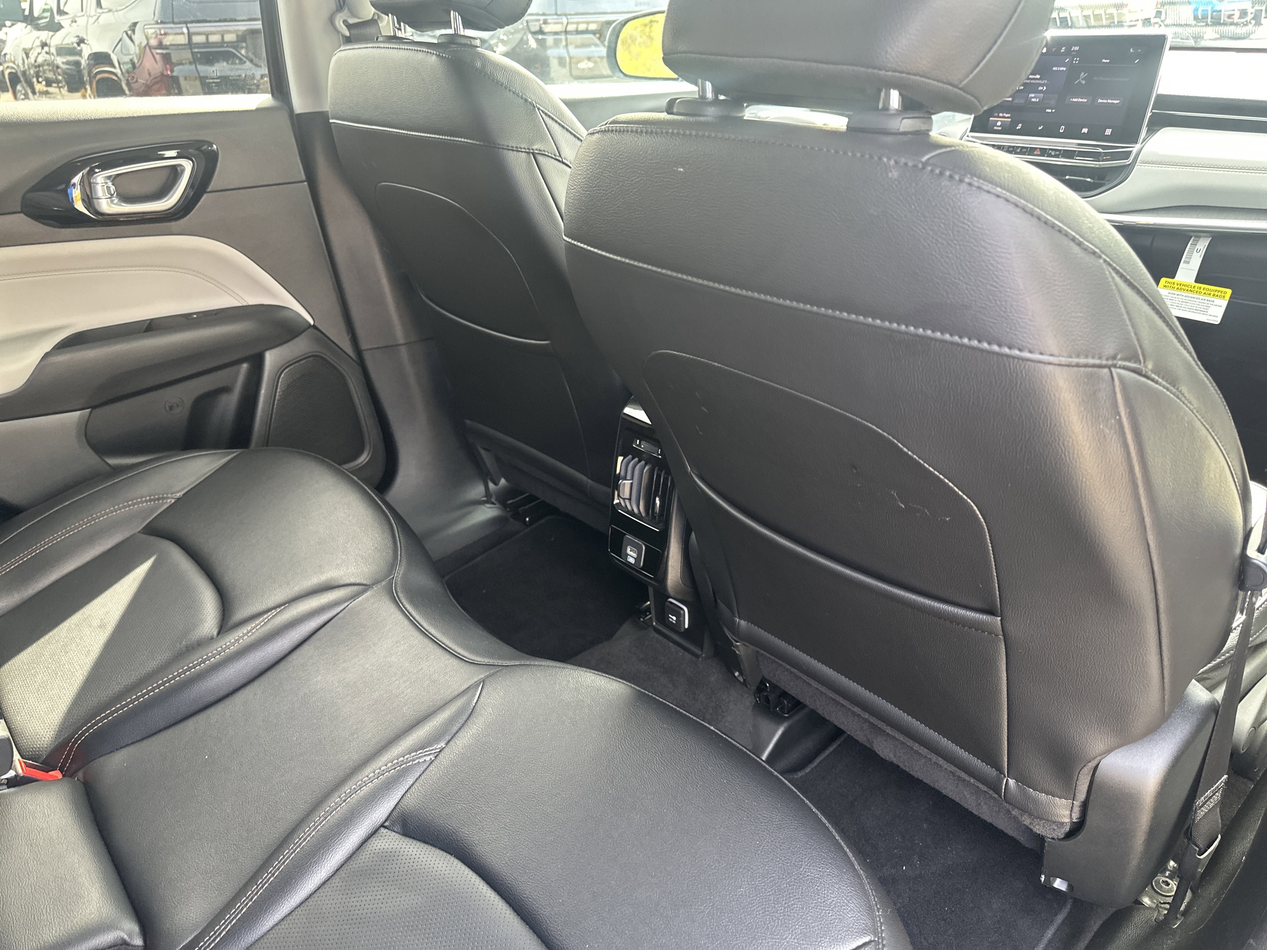Used 2022 Jeep Compass Limited AWD/4WD image 25