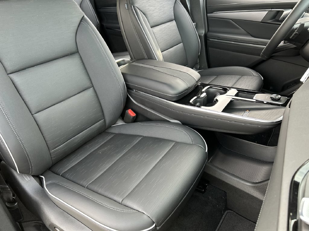 New 2026 Buick Enclave Sport Touring w/ Power Package FWD image 28