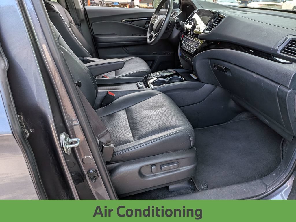 Used 2022 Honda Pilot Elite image 32