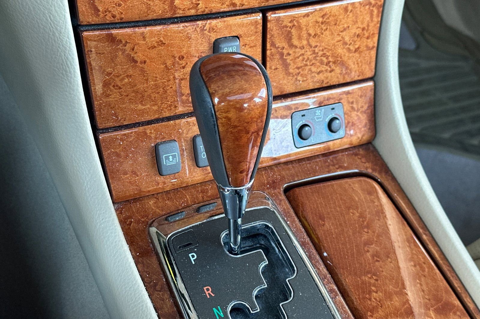 Used 2005 Lexus LS 430 RWD image 20