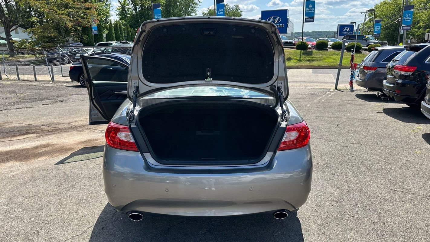 Used 2013 INFINITI M37 w/ Premium Pkg RWD image 16