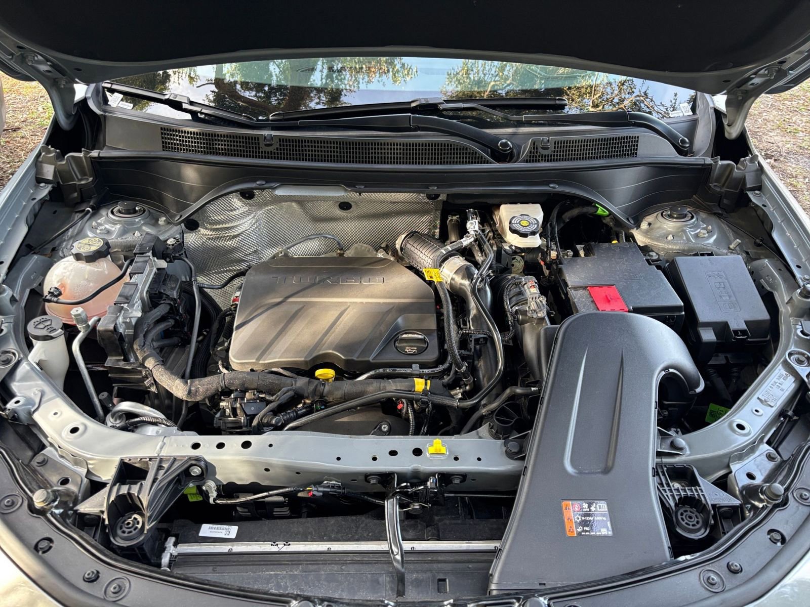 Used 2025 Buick Envista Sport Touring image 32