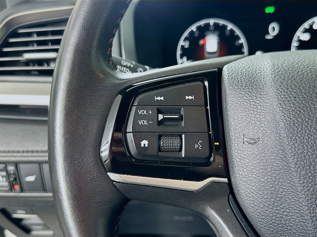 Used 2025 Honda Odyssey Sport-L image 24