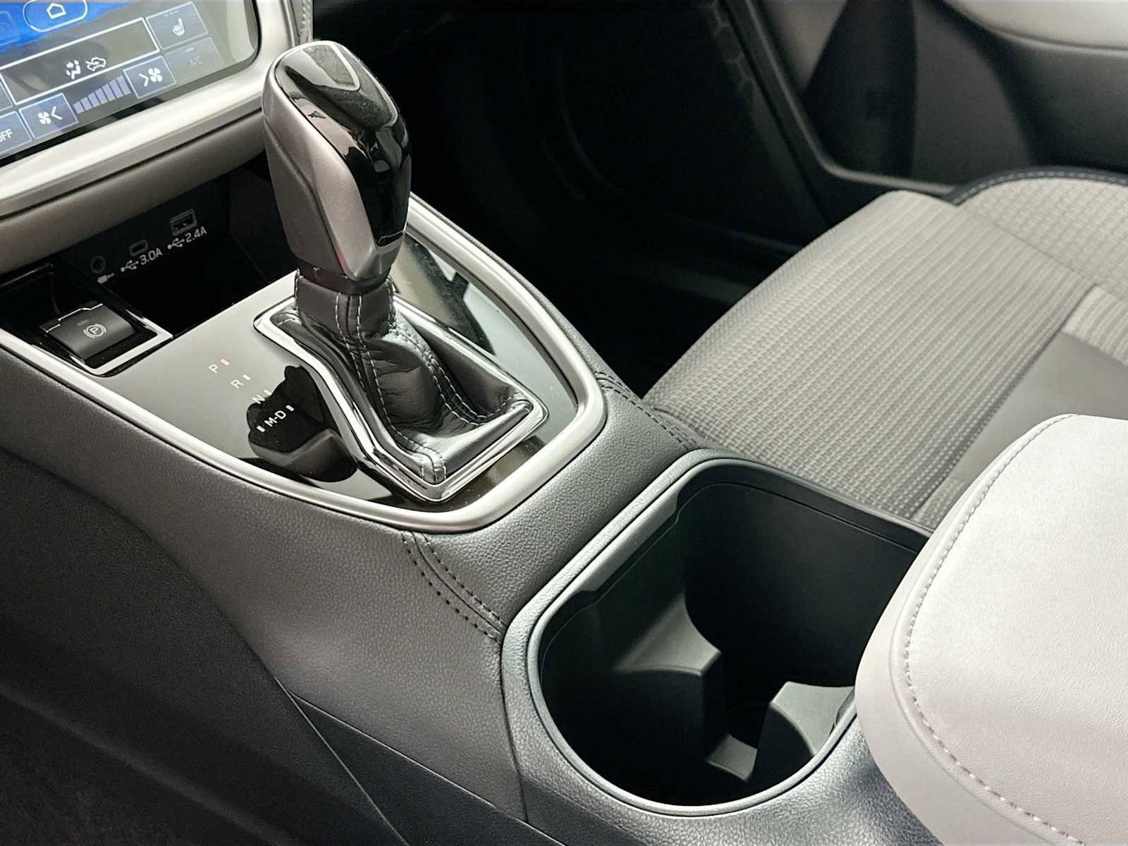 Certified 2025 Subaru Outback Premium w/ Popular Package #1A image 16