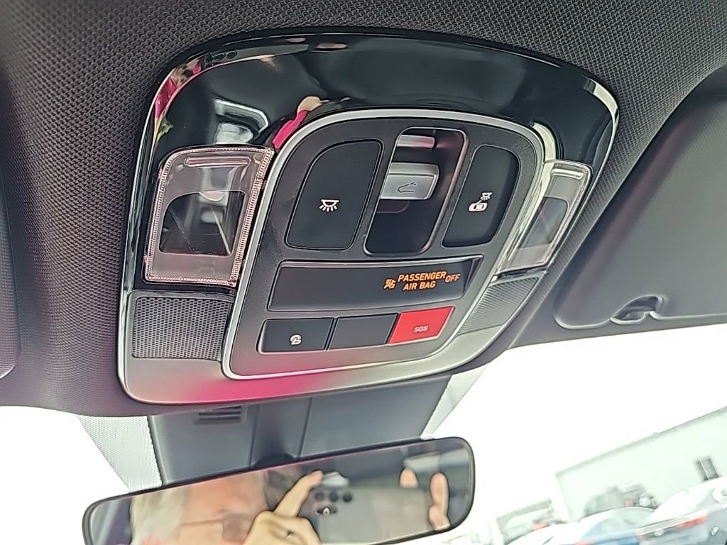 Used 2024 Hyundai Santa Cruz Night image 32