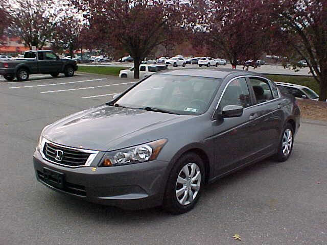 Used 2010 Honda Accord LX image 4