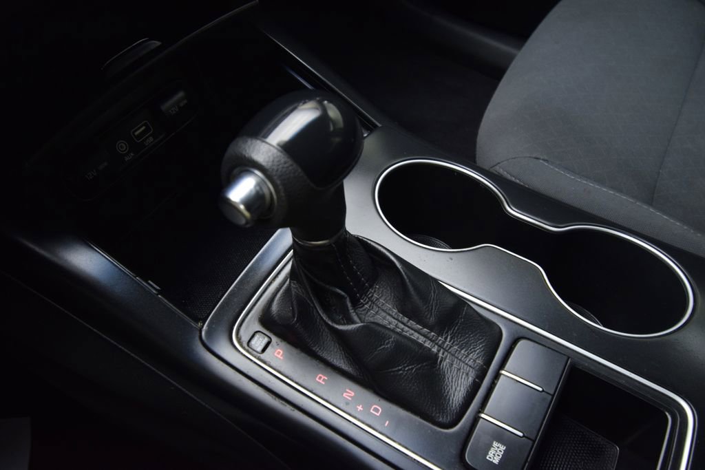 Used 2016 Kia Sorento LX image 19