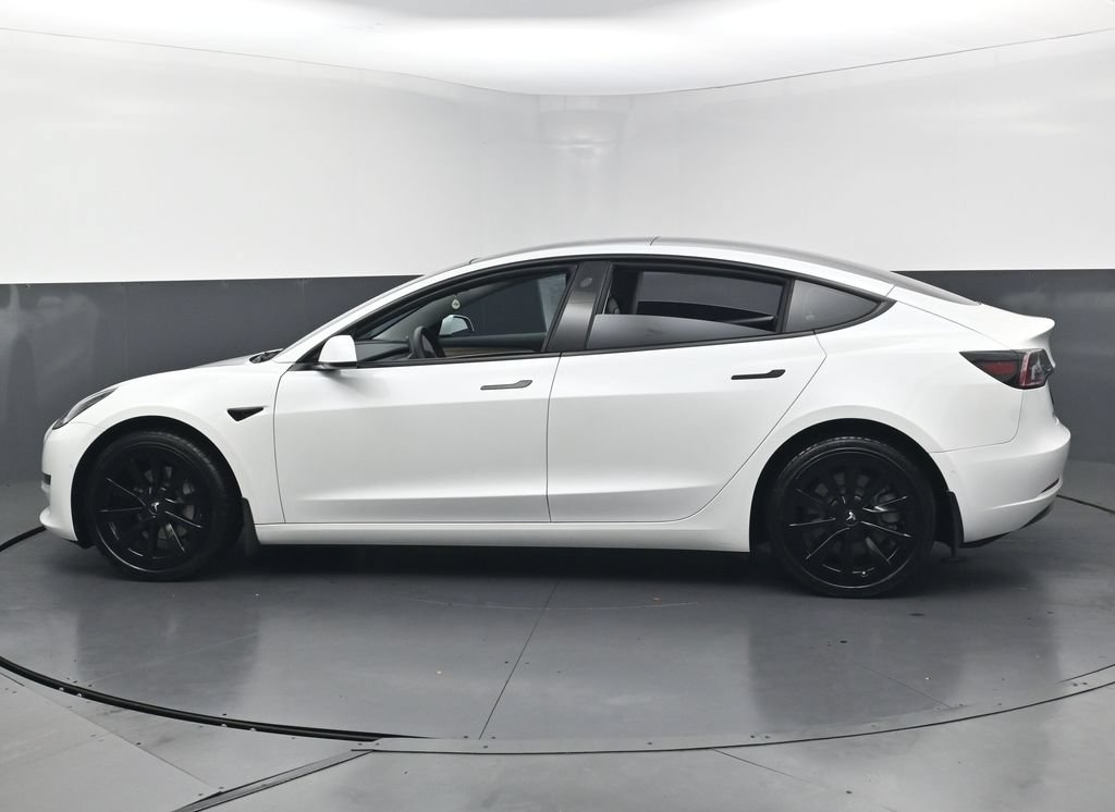 Used 2022 Tesla Model 3 RWD image 8
