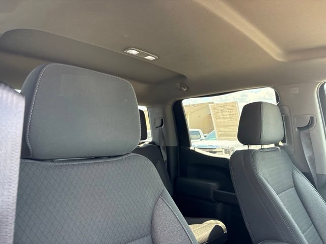 Used 2020 Chevrolet Silverado 1500 LT AWD/4WD image 40