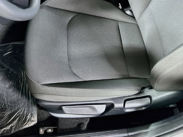 New 2026 Kia K4 FWD image 18