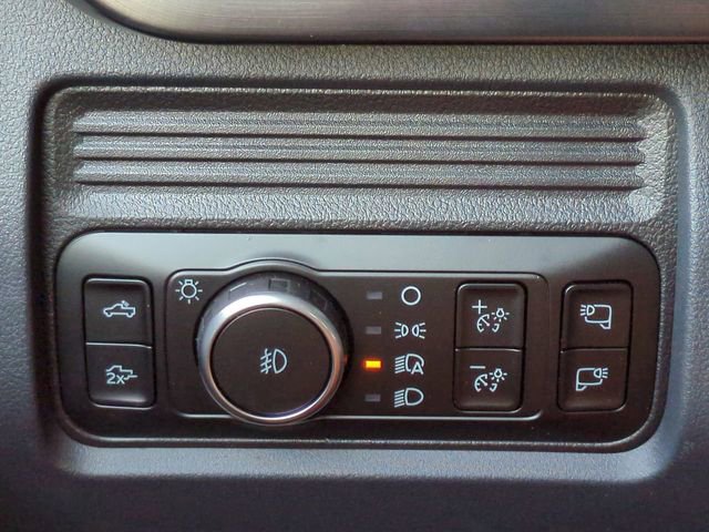 New 2026 Ford F250 Lariat w/ Black Appearance Package image 28