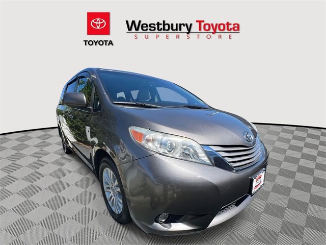 Used 2016 Toyota Sienna XLE