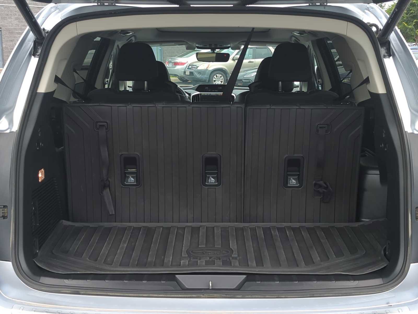 Used 2022 Subaru Ascent Limited w/ Technology Package image 36