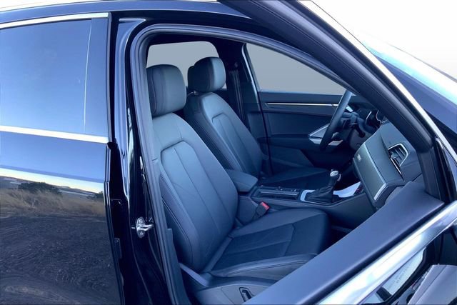 Certified 2025 Audi Q3 2.0T Premium w/ Convenience Package image 7