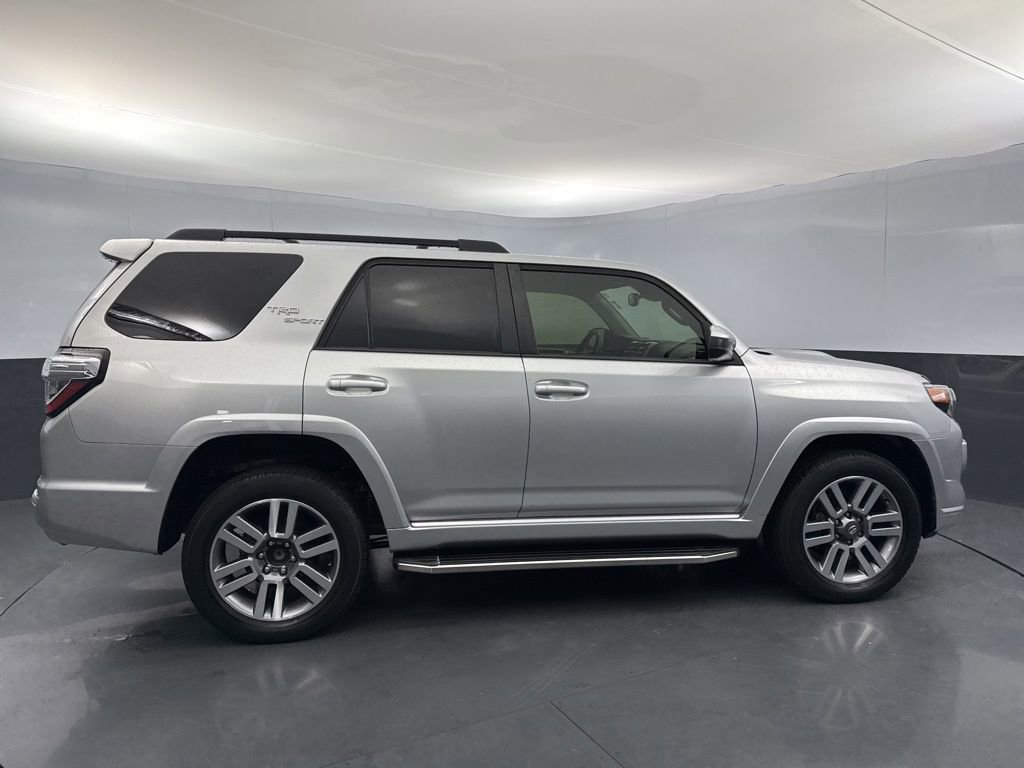 Used 2022 Toyota 4Runner TRD Sport AWD/4WD image 6