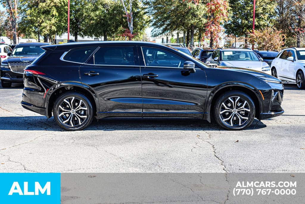 Used 2025 Toyota Crown Signia image 10