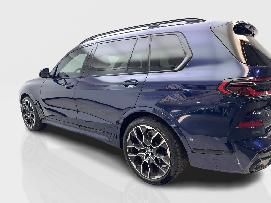 Used 2024 BMW X7 xDrive40i w/ Executive Package AWD/4WD image 16