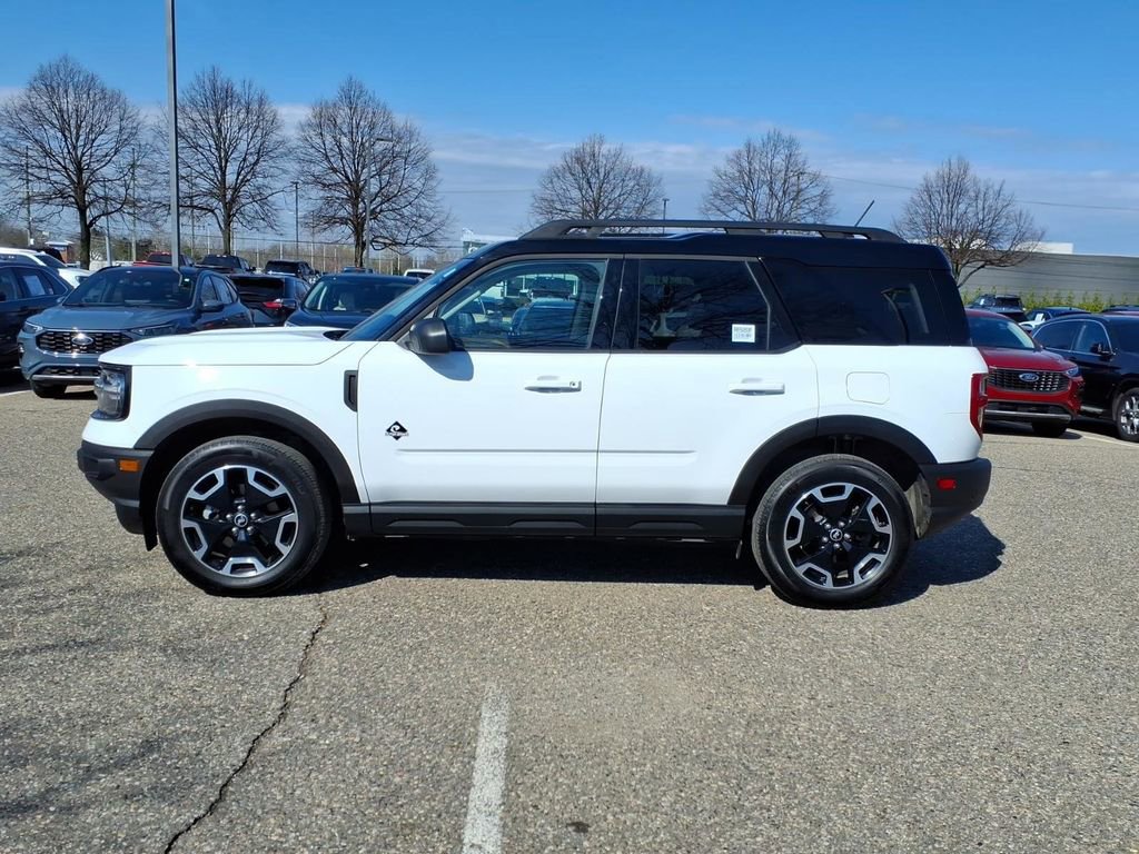 Certified 2024 Ford Bronco Sport Outer Banks image 2