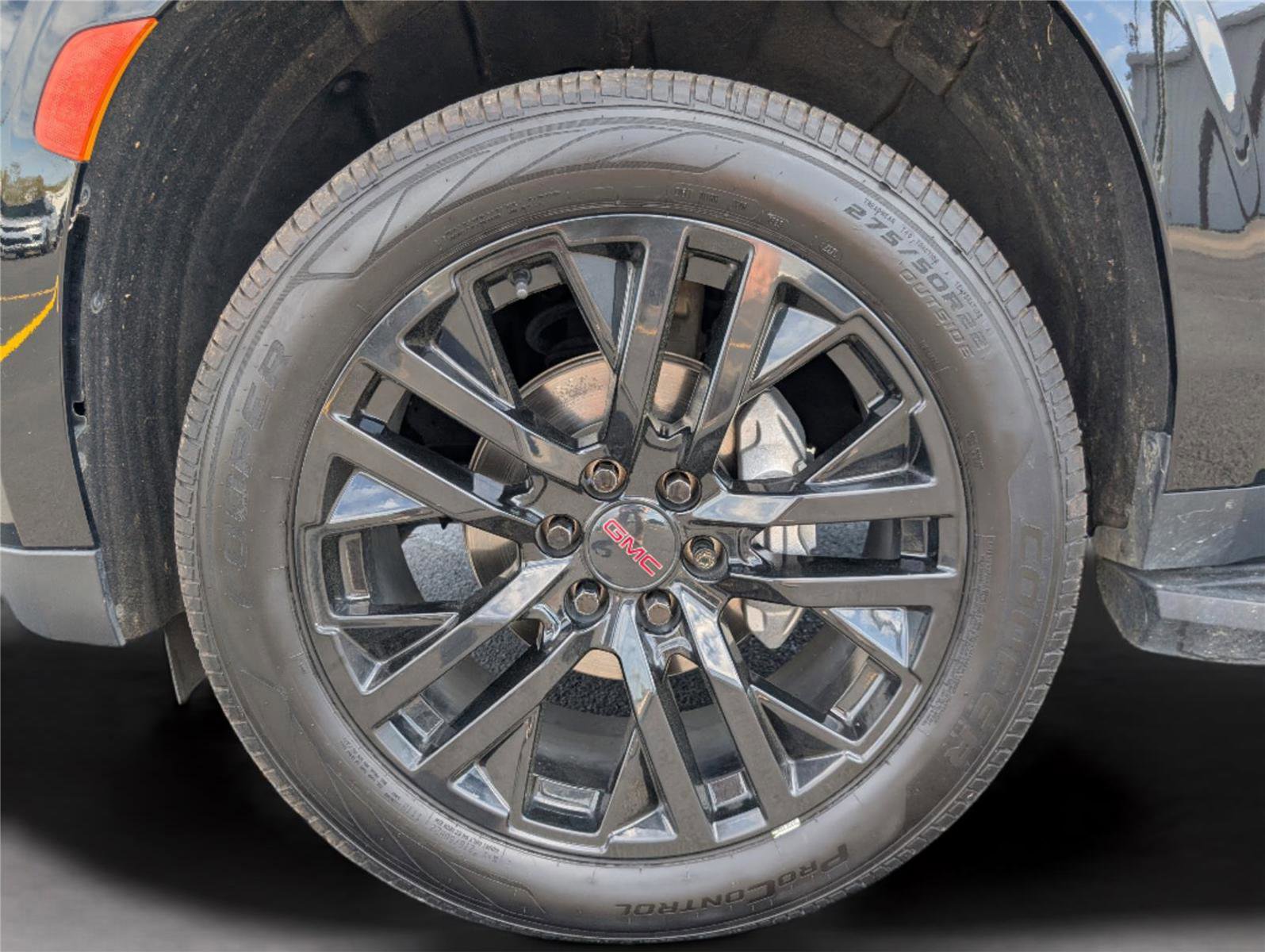 Used 2023 GMC Yukon SLT RWD image 45