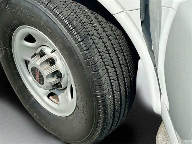 Used 2024 GMC Savana 2500 w/ Driver Convenience Package image 29