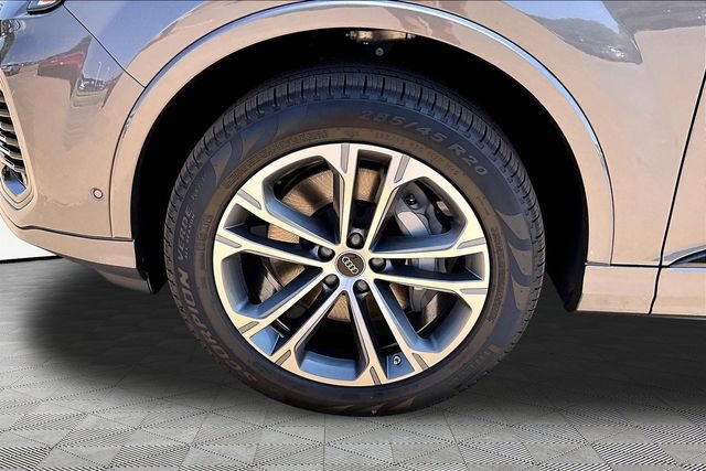 New 2026 Audi Q7 2.0T Premium AWD/4WD image 8
