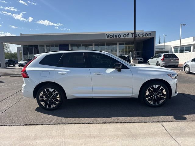 New 2026 Volvo XC60 B5 Plus w/ Protection Package Premier image 3
