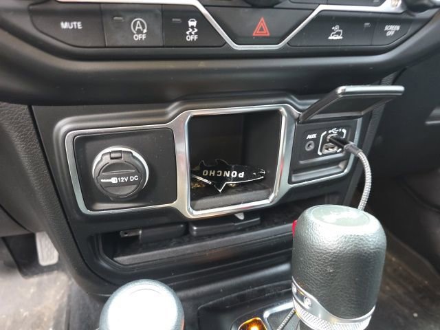 Used 2022 Jeep Wrangler Unlimited Sport image 13