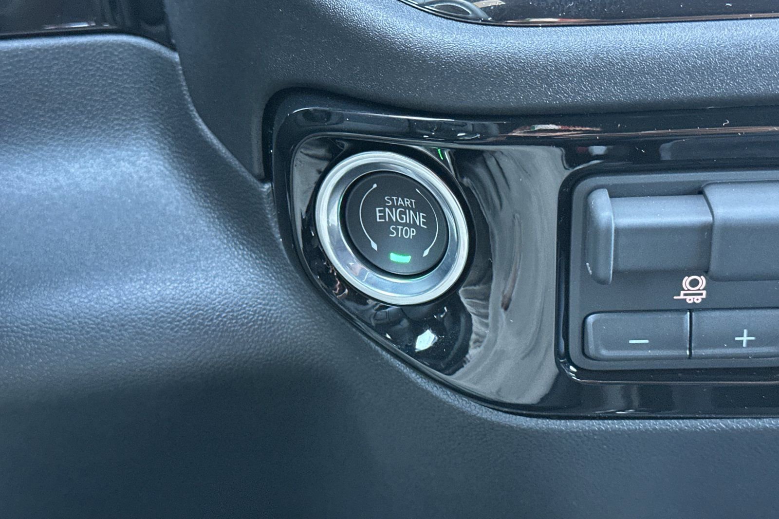 New 2026 Chevrolet Silverado 2500 ZR2 w/ ZR2 Bison Edition AWD/4WD image 22