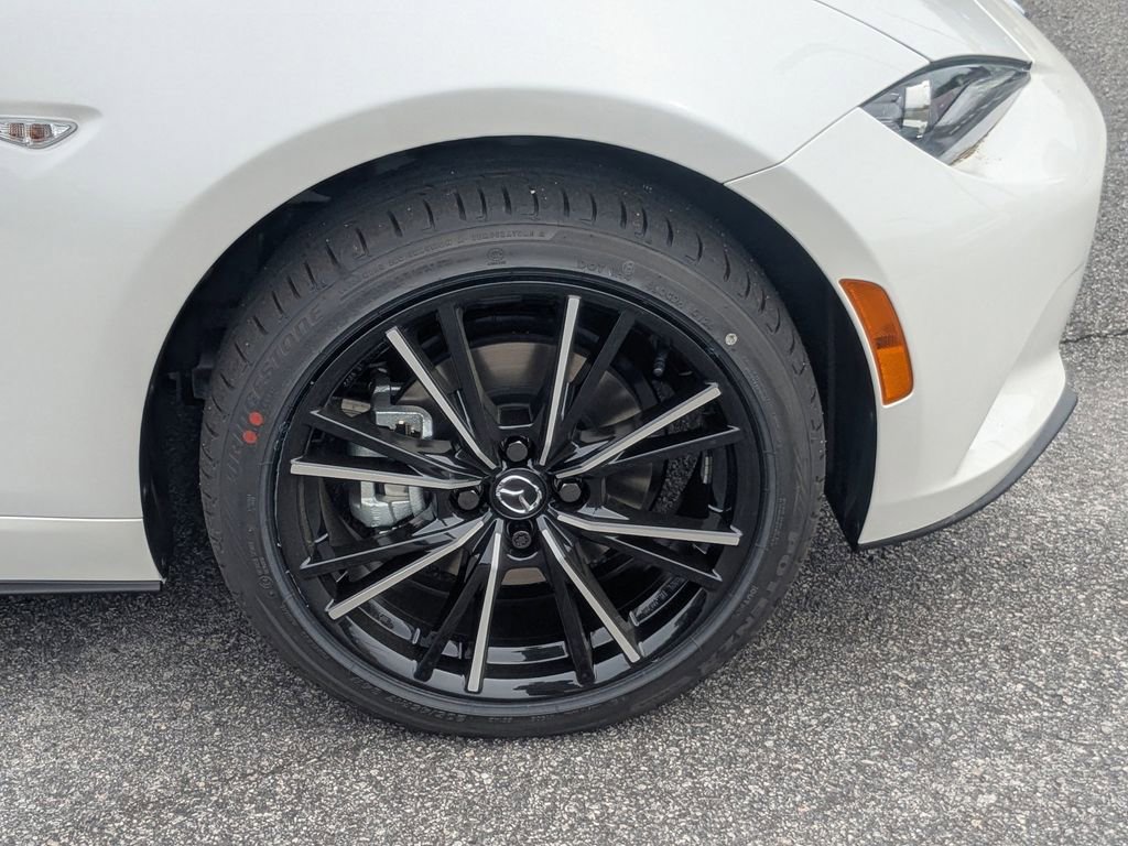 New 2026 MAZDA MX-5 Miata RF Grand Touring RWD image 11